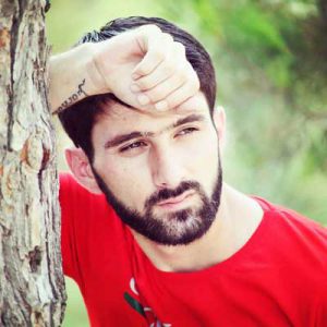 دانلود آهنگ جدید ایلکین چرکزاوغلو بنام ینه من غملیم